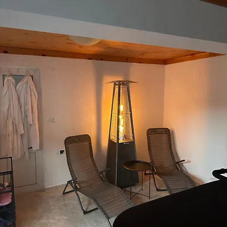 Villa падалото *